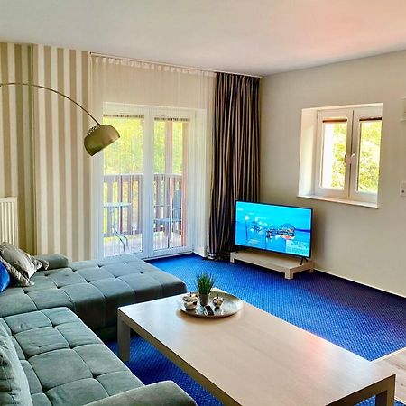 Las Slupski Premium: Spacious Two-Bedroom Apartment with Smart Entertainment Exterior photo